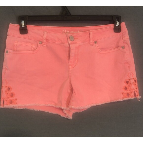 Women’s Aeropostale Pink Jean Shorts Size 8 - Picture 1 of 5